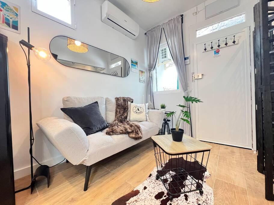 Acogedor Centro Lavapies Madrid Apartment ภายนอก รูปภาพ
